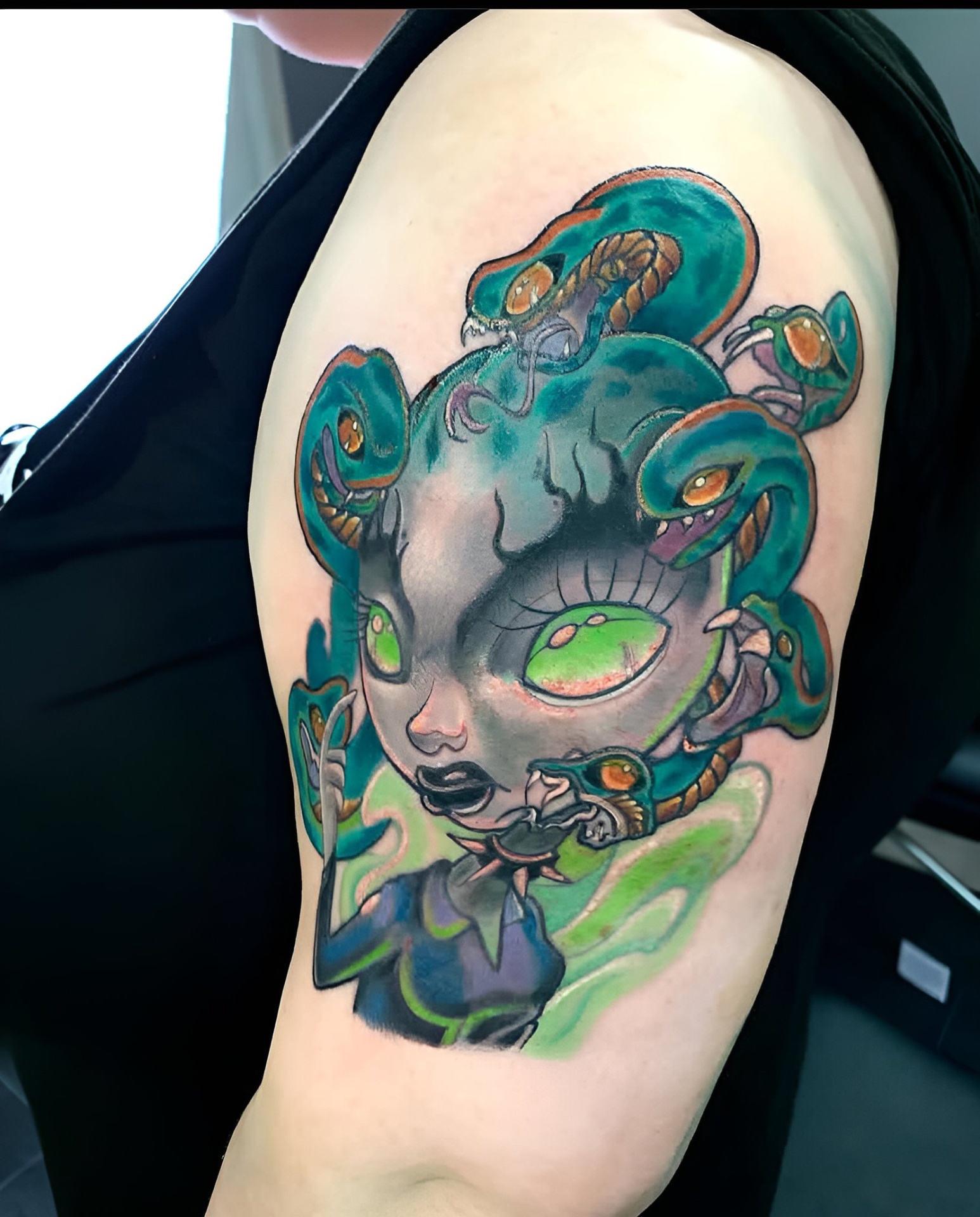 Neo-traditional colour medusa shoulder tattoo by Rondon Neto